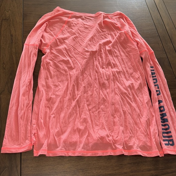 UNDER ARMOUR long sleeved tee sz medium. - Picture 4 of 4